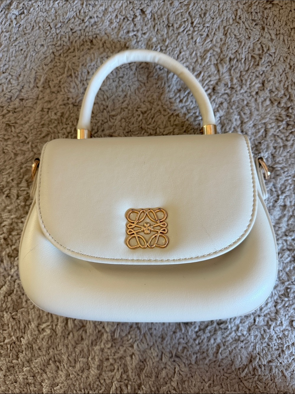 Elegant Cream Top-Handle Women's Bag with Gold Accent